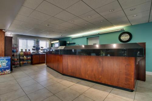 Wingfield Inn & Suites in Elizabethtown, USA
