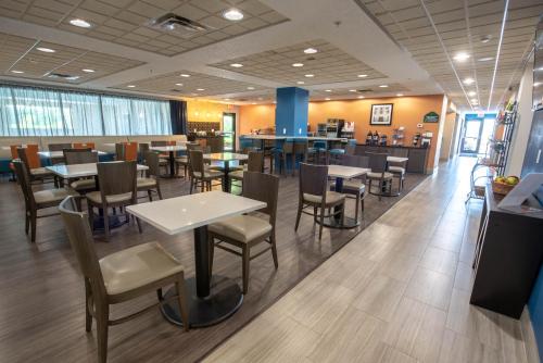 Ételek és italok, Wingate by Wyndham Indianapolis Airport Plainfield in Plainfield (Indiana)