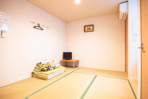 Double or Twin Room with Shower image 10