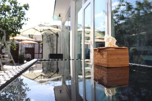 Garden, The Great Wall Box House - Beijing in Beijing Wtown