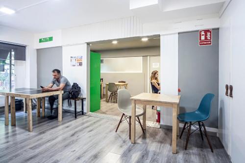 Madrid Motion Hostels - image 3