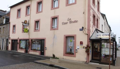 Logis Hôtel et Restaurant La Tour Brette Hotel de charme Pleine-Fougères