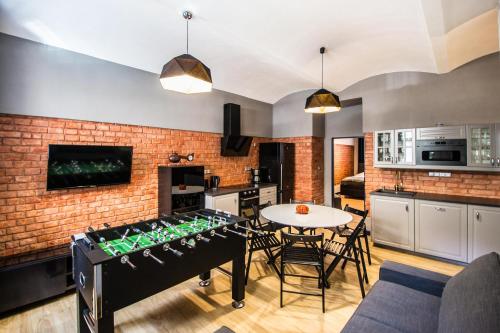 3BDR RUTERRA Apt with Table Football, Praha