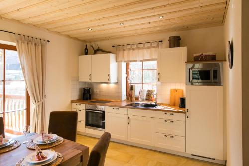 Luxus Ferienhäuser Chalets zum Ilsetal mit Kamin & Sauna in Ilsenburg im Harz