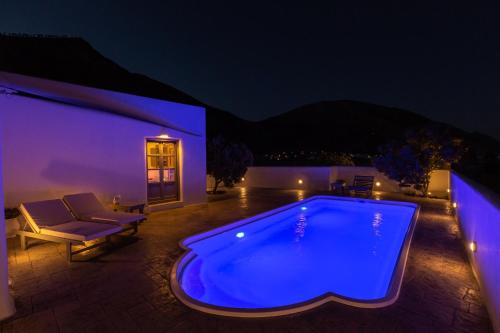 Elixirium villa, Perissa (foto 9)