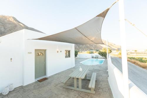 Elixirium villa, Perissa