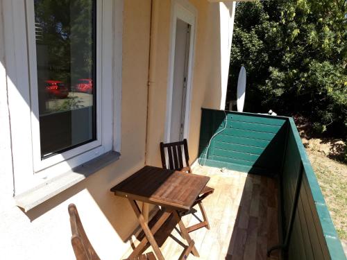 BS Living Apartment 4 - image 3