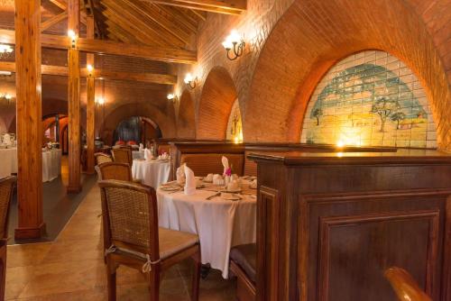 Restoran, Sunbird Ku Chawe in Zomba