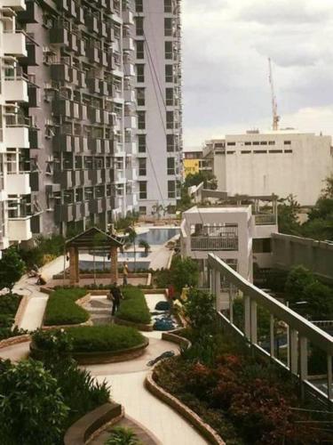 5H Tower C Manhattan Heights Cubao QC, Marilao