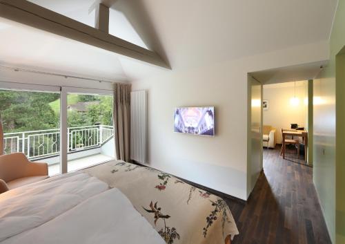 Junior Suite with Balcony