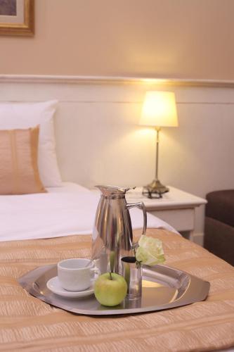 Booking Rooms - image 8