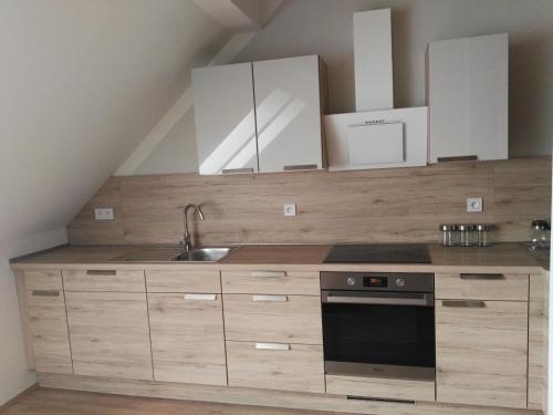 ห้องครัว, Apartmán "Na Třináctce" Březiny u Poličky 13 (Apartman "Na Trinactce" Breziny u Policky 13) in เบรซินี