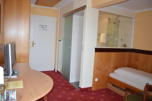 Hotel Engel - image 7