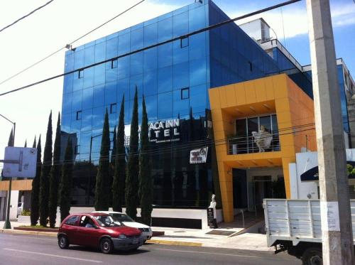 Oaxaca Inn Reforma Ideally located in the Oaxaca City Center area, Oaxaca Inn Reforma promises a relaxing and wonderful visit. Both business travelers and tourists can enjoy the propertys facilities and services. To be
