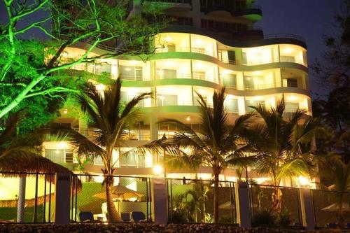 Hotellet från utsidan, Solarium at Coronado Bay Oceanfront Apartments in Playa Coronado
