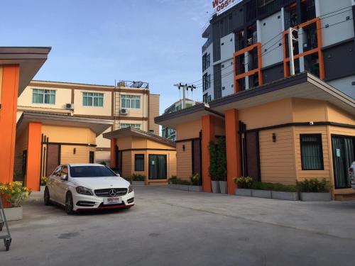 Angie Resort At Sapan Mai – Bangkok, NY