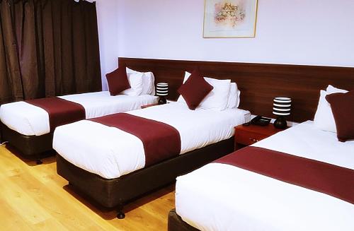 Triple Room with Free Round Trip Airport Transfer