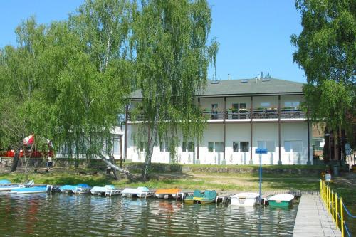 Ośrodek Niezamyśl - Hotel - Zaniemyśl