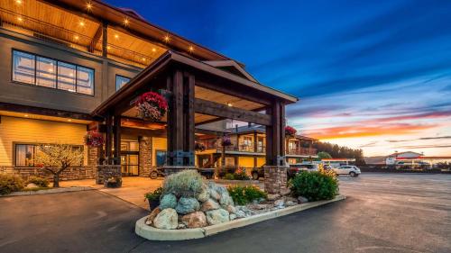 Best Western PLUS Flathead Lake Inn&Suites - Hotel - Kalispell