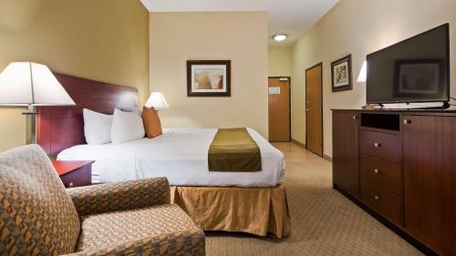 Best Western Plus Montezuma Inn and Suites