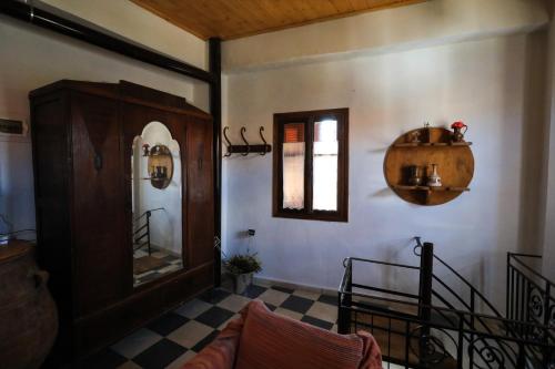 Facilities, Kaldi's Traditional House in Kastelli