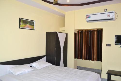 B&B Bishnupur - New Mukherjee Lodge - Bed and Breakfast Bishnupur