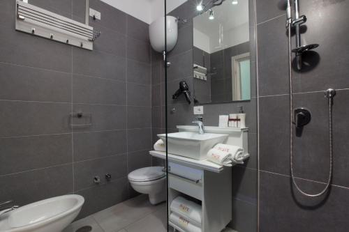 Suite dei Catalani - image 7