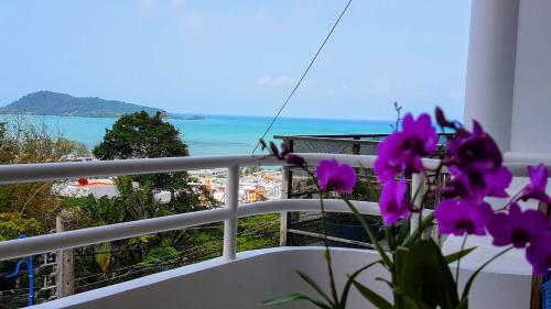 Amazing Sea View House - 3 Bedrooms, 6+ Pax Amazing Sea View House - 3 Bedrooms, 6+ Pax