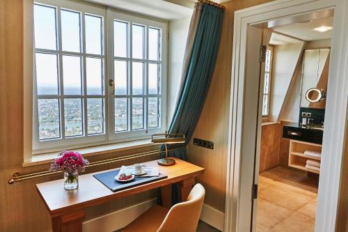 Grand Deluxe Double Room with Rhine View