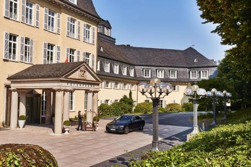 Steigenberger Grandhotel & Spa Petersberg - Hotel - Königswinter