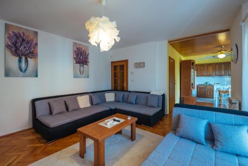  Apartment Natura in Zagreb