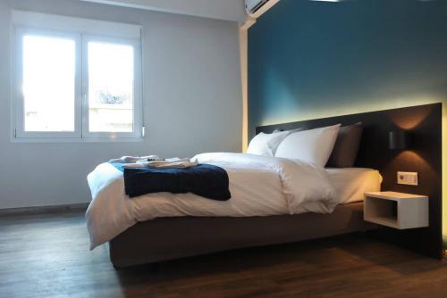 TONI'S 2BD Gem House near Plaka and Syntagma, Athens