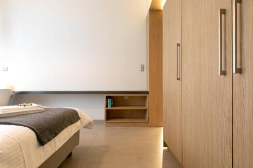 TONI'S Studio Syntagma, 1 min from Metro station, Athens