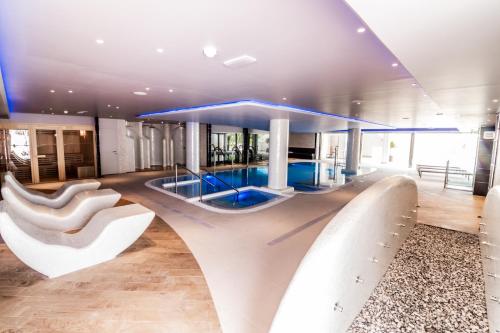 Spring Hotel Vulcano - image 8