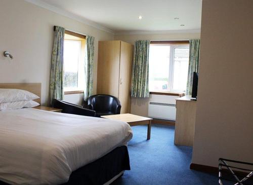 Sky Lodge Perth in Scone