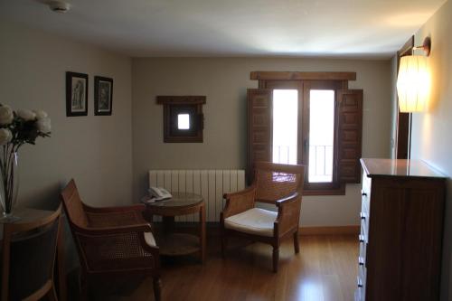 Double or Twin Room with View