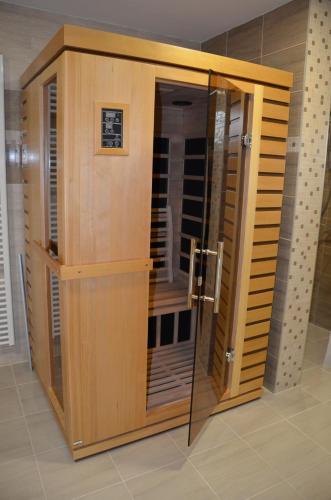 Baño, Chalupa Bohunka in Bouzov