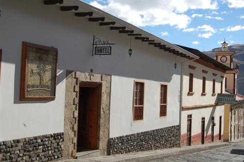 . Hotel El Molino Alausí