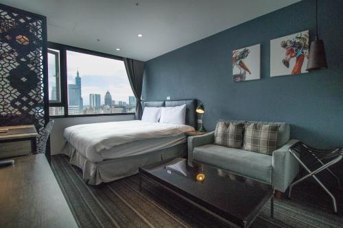 room detail thumbnail 0