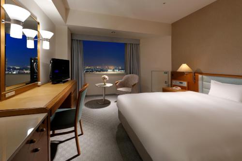 Room Selected at Check-In - Smoking (Check-in after 21:00 & Check-out by 10:00)
