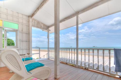 Khao Tao Beach Lodge Old Siam in Khao Tao