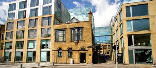 Gate House Apartments, TowerBridge