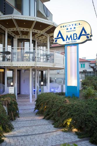 Amba Hotel