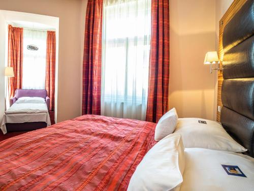 EA Hotel Sonata - image 7