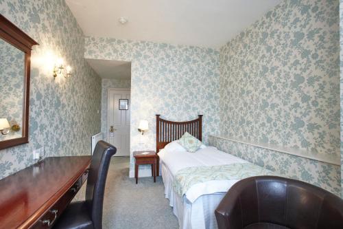 Duke Of Cornwall Hotel Best Western Duke Of Cornwall Hotel is conveniently located in the popular Plymouth City Center area. Both business travelers and tourists can enjoy the hotels facilities and services. Service-minded