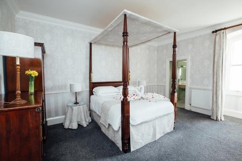 1 double bed