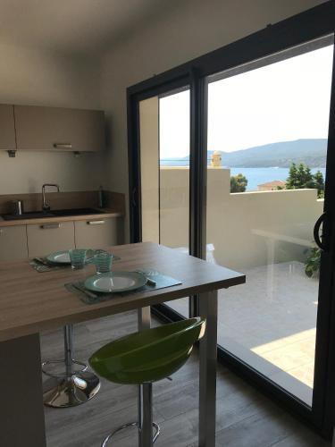 Appartement 80m2 dans Villa - Location saisonnière - Propriano