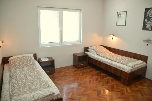 Nana House - image 7