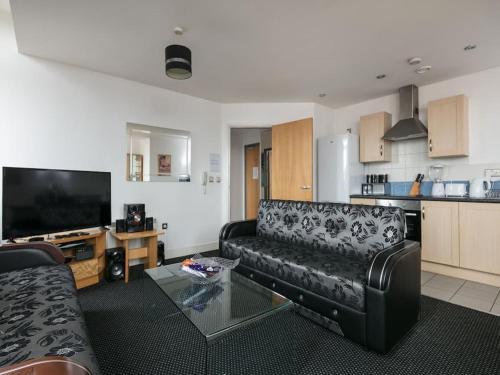 Stay For Longer On Cheap Rates 15, Piccadilly, Manchester