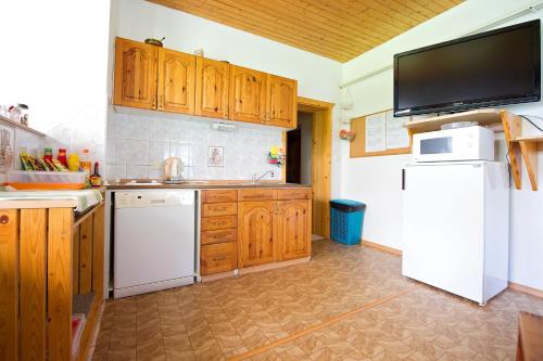 Shared lounge/TV area, Ubytovani LENKA in Bela Pod Pradedem